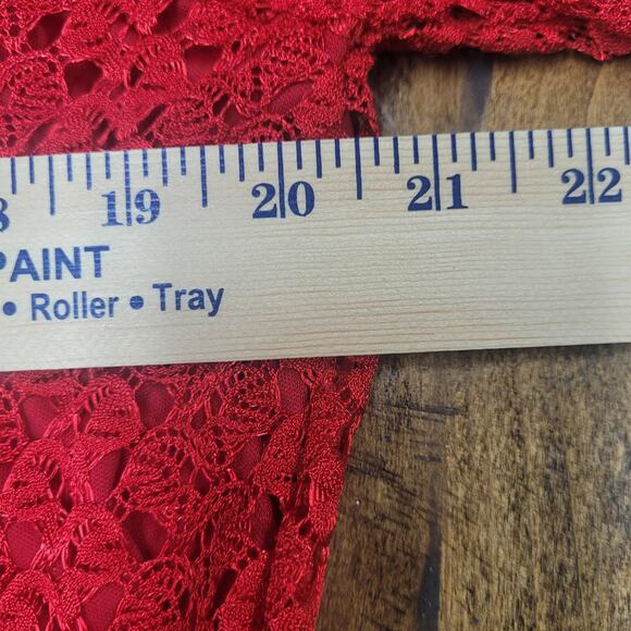 Red Lace Blouse by Ashley J Lined with Lace Outer; Polyester; Sz XL - Picture 5 of 10